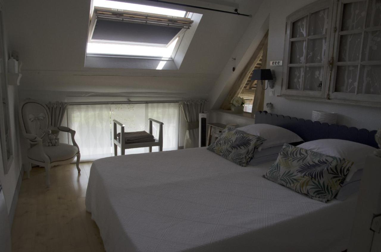 Chambre D'Hotes Face A Бриар Экстерьер фото
